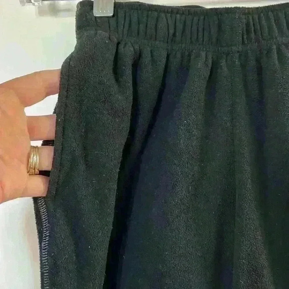 Under Armour size 7 fleece pants - Picture 2 of 7